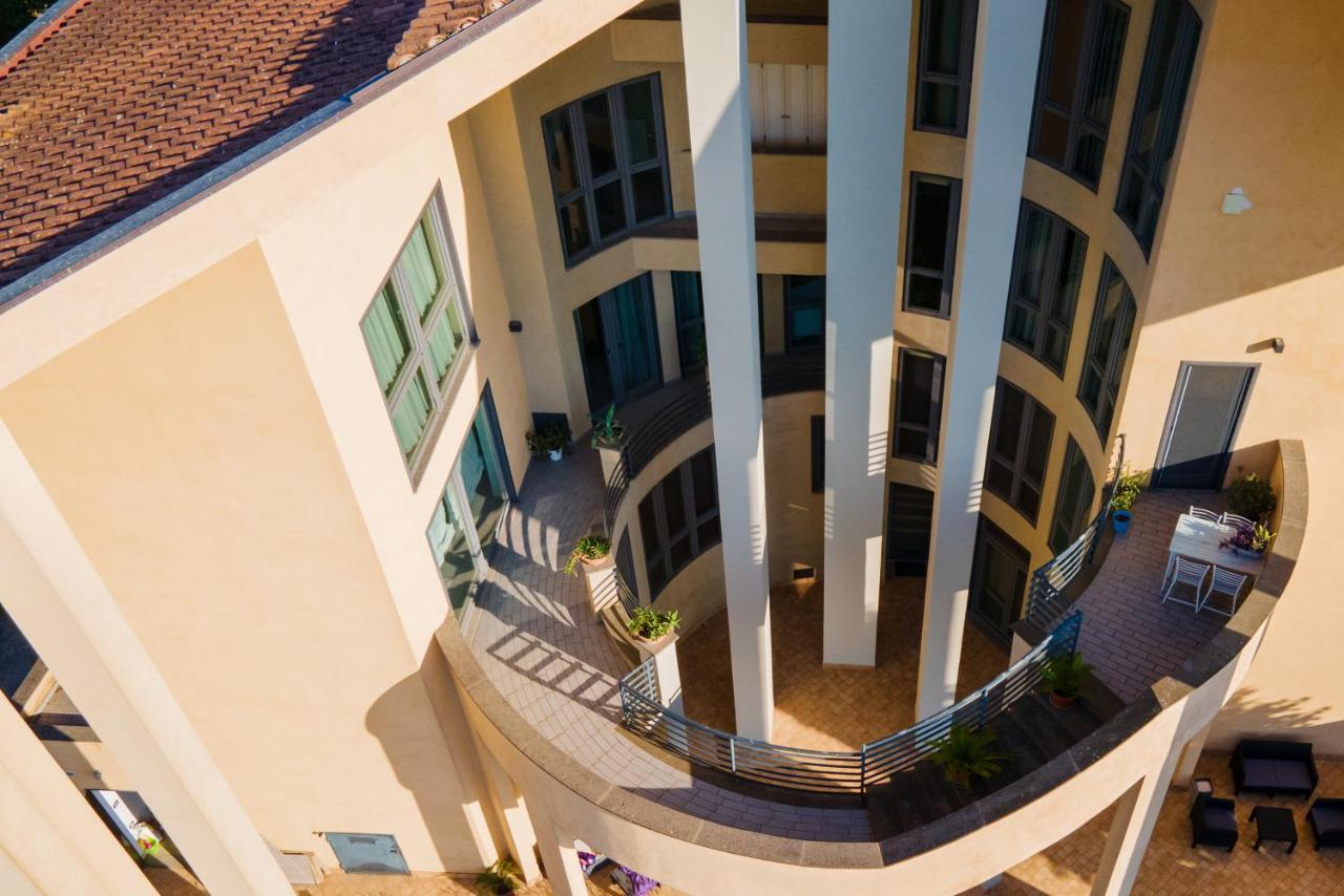 Le Colonne Bed & Breakfast Cassino Bagian luar foto