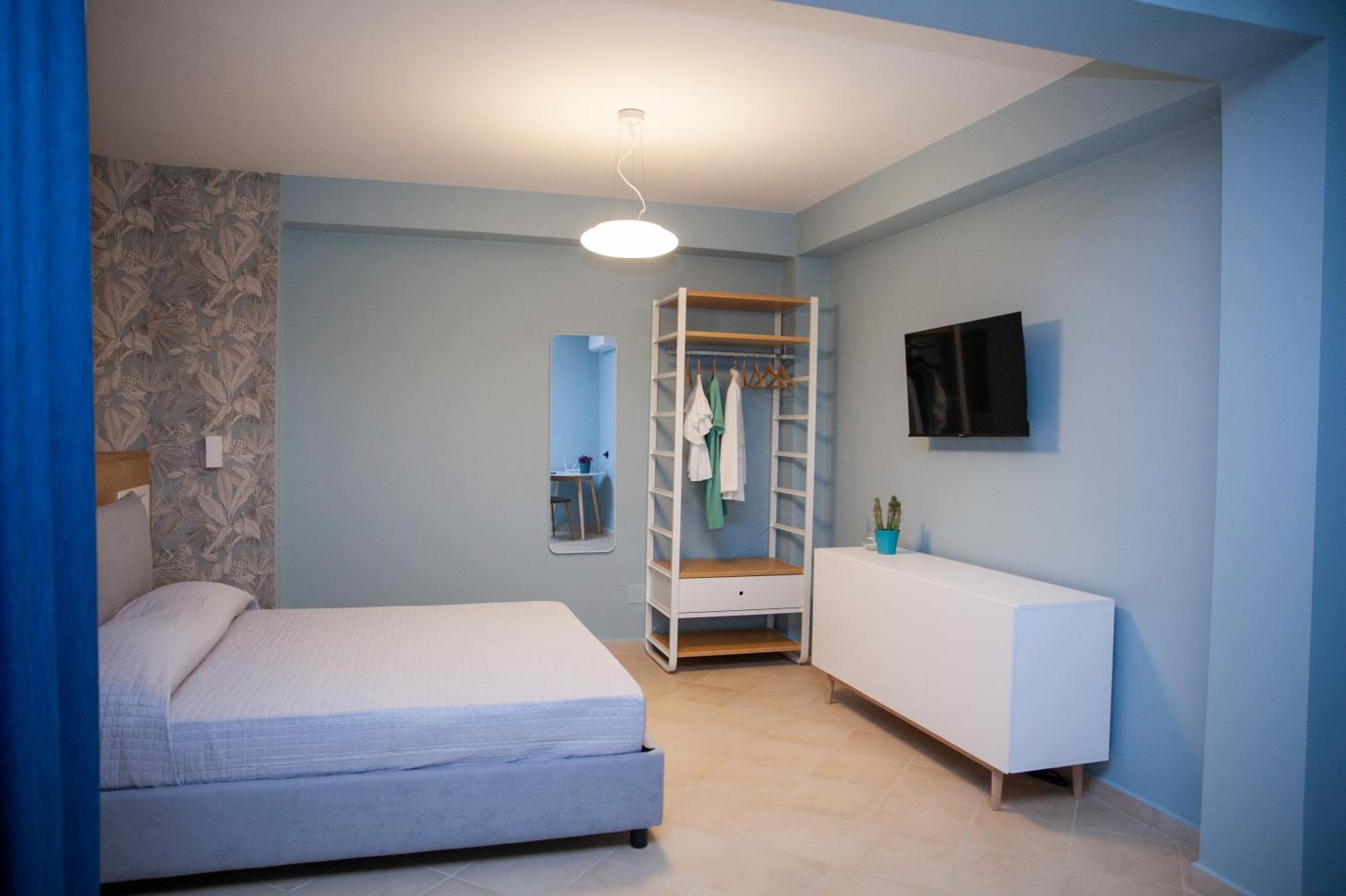 Le Colonne Bed & Breakfast Cassino Bagian luar foto