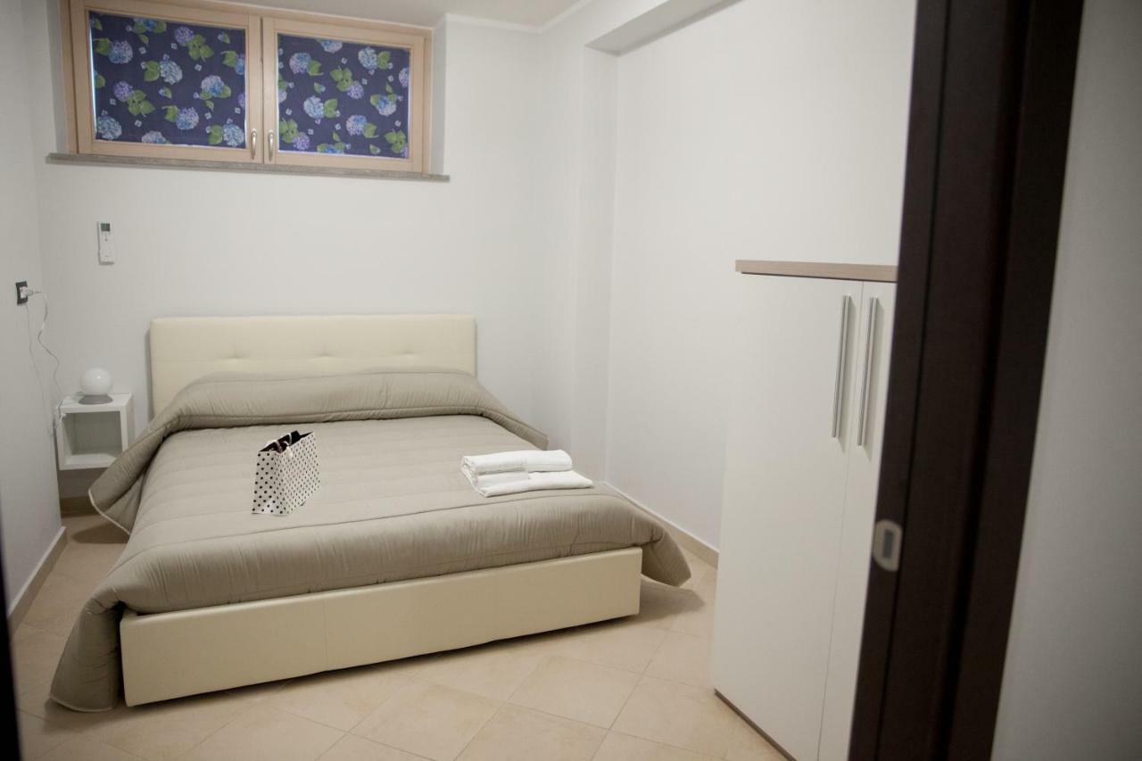 Le Colonne Bed & Breakfast Cassino Bagian luar foto