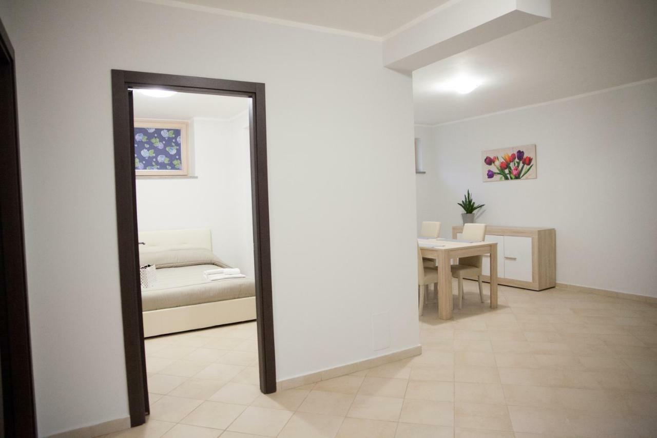 Le Colonne Bed & Breakfast Cassino Bagian luar foto